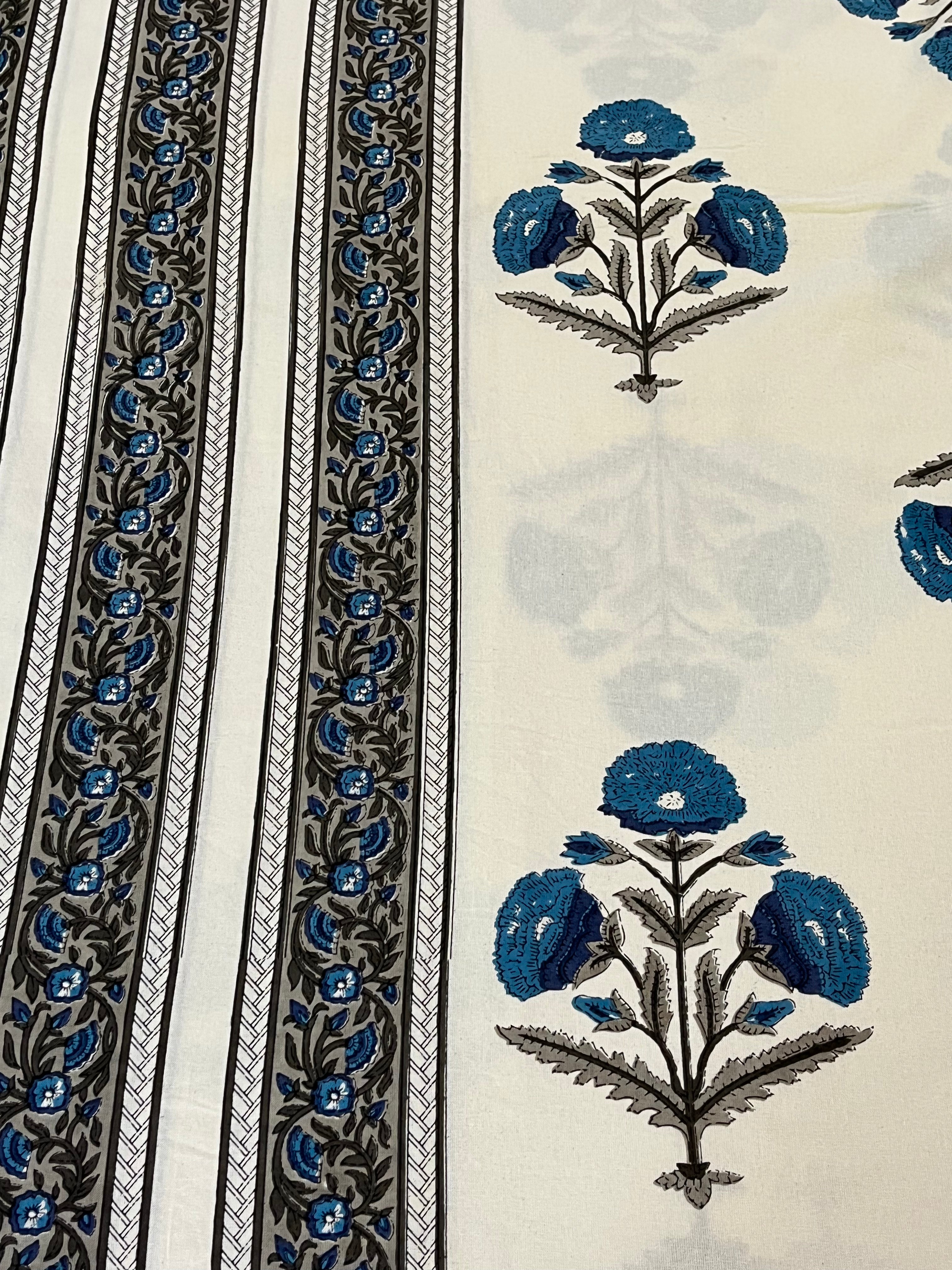 Pure Cotton Printed Bedsheet with 2 Reversible Pillow Covers, 108X108 inches