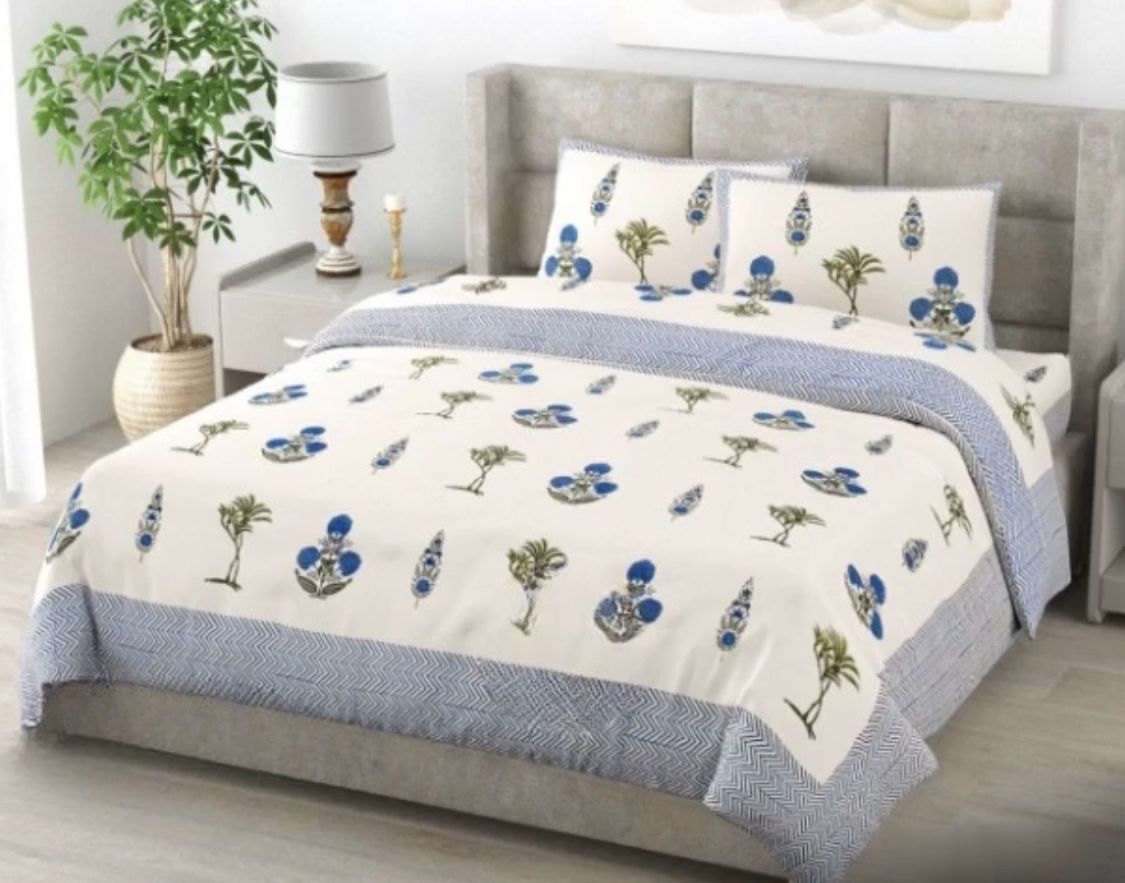 Pure Cotton Printed Bedsheet with 2 Reversible Pillow Covers, 108X108 inches